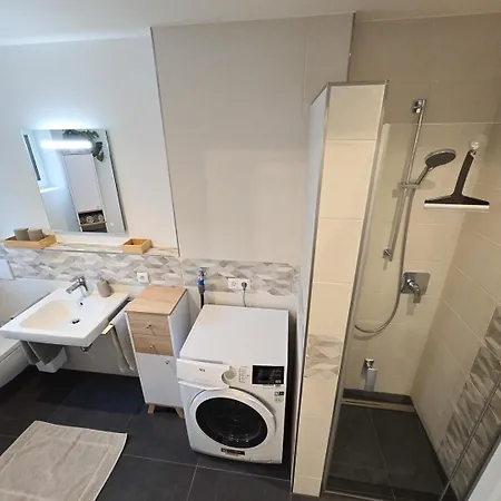 Waldrand Idyll 公寓